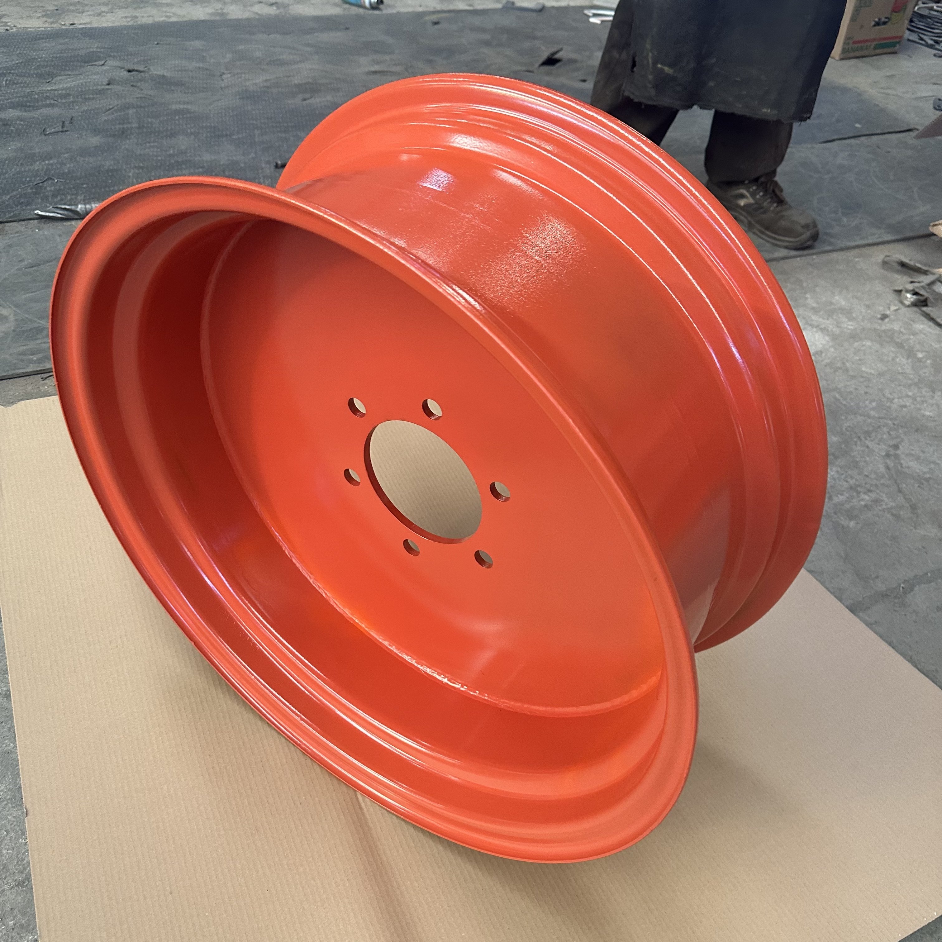 Custom Bolt Flange and Welding Wheels W12X38 Agricultural Tractor Rim Steel Wheel Rims for 13.6-38 Tires
