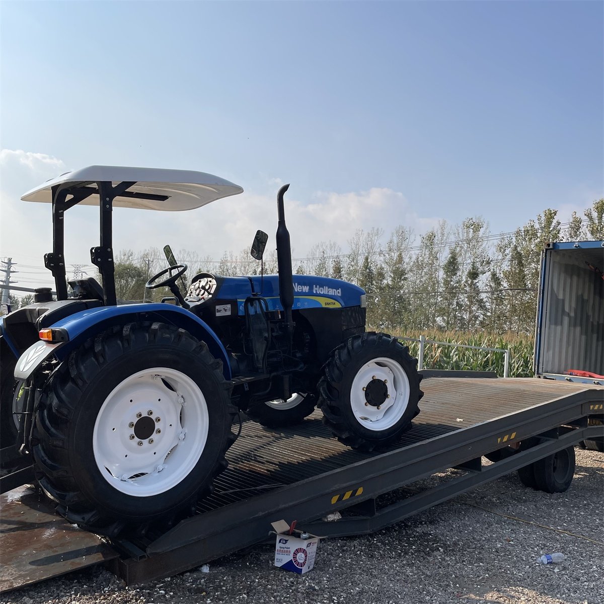 Chinese Micro Agricultural Tractores 25hp 40hp 60hp 90hp 100hp 140hp 160hp 200hp 240hp 4wd Farm Tractor