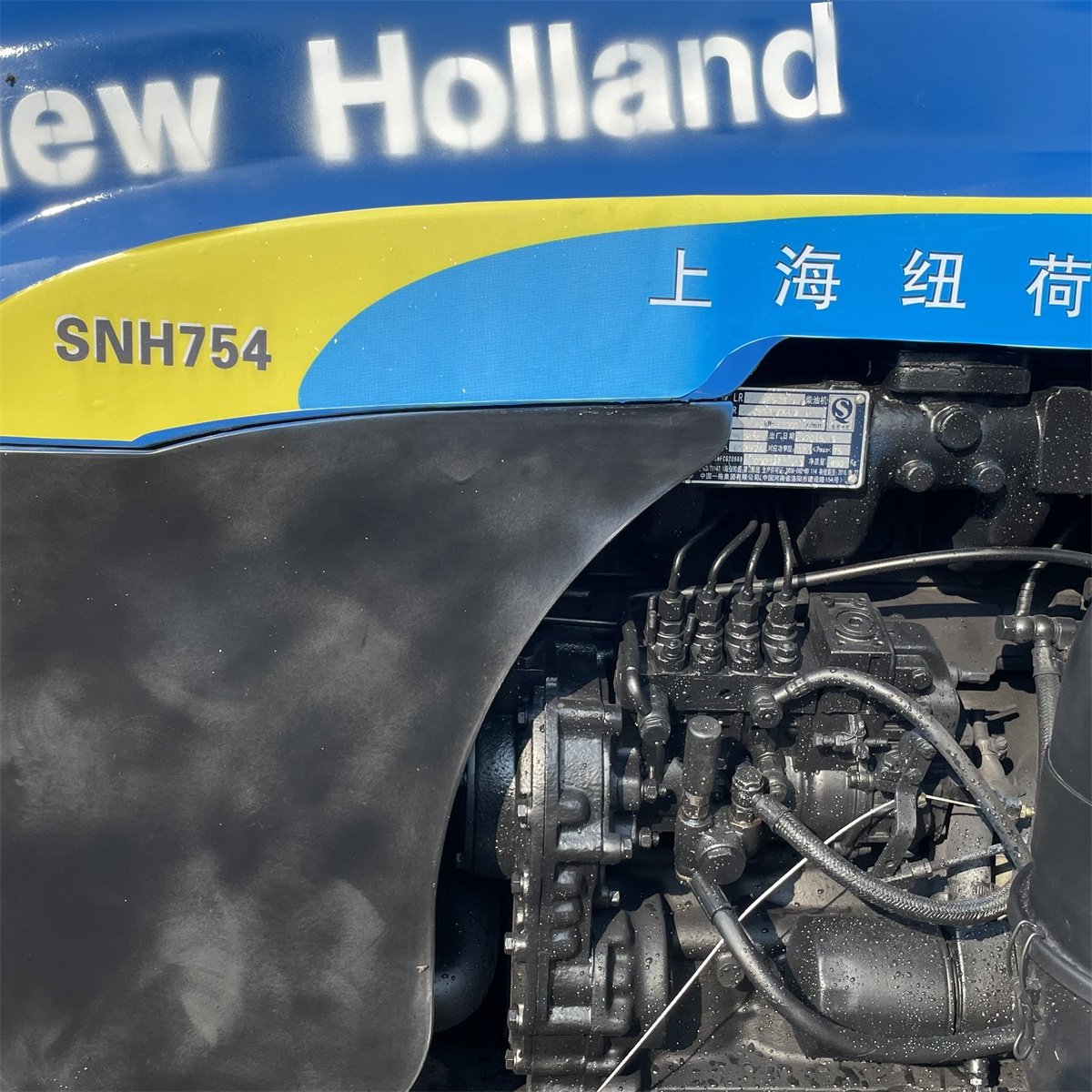 Chinese Micro Agricultural Tractores 25hp 40hp 60hp 90hp 100hp 140hp 160hp 200hp 240hp 4wd Farm Tractor