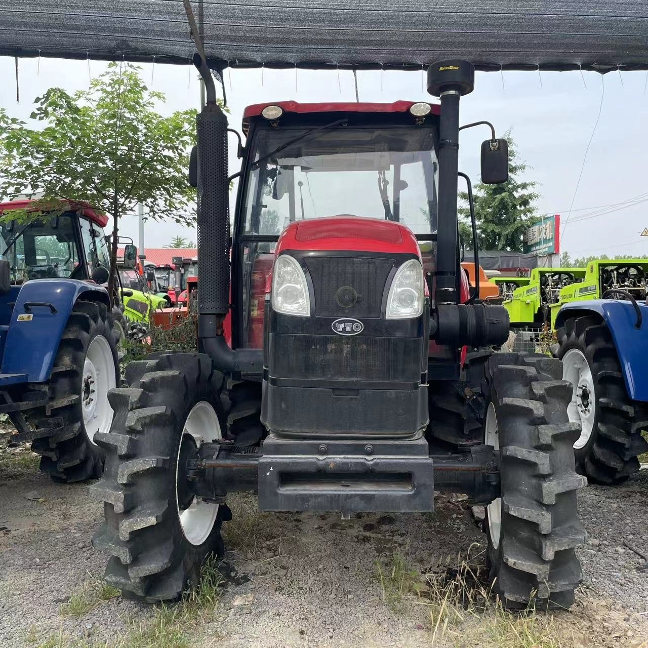 120hp Agricultural Farm Tractor Price YTO 4wd Tractor in Good Condition