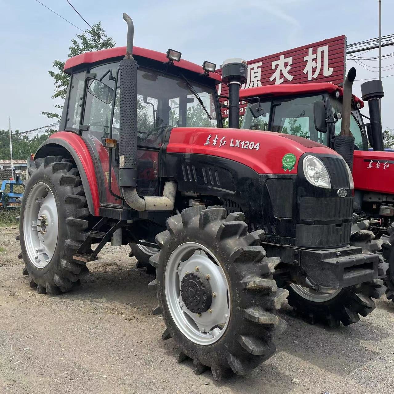 120hp Agricultural Farm Tractor Price YTO 4wd Tractor in Good Condition