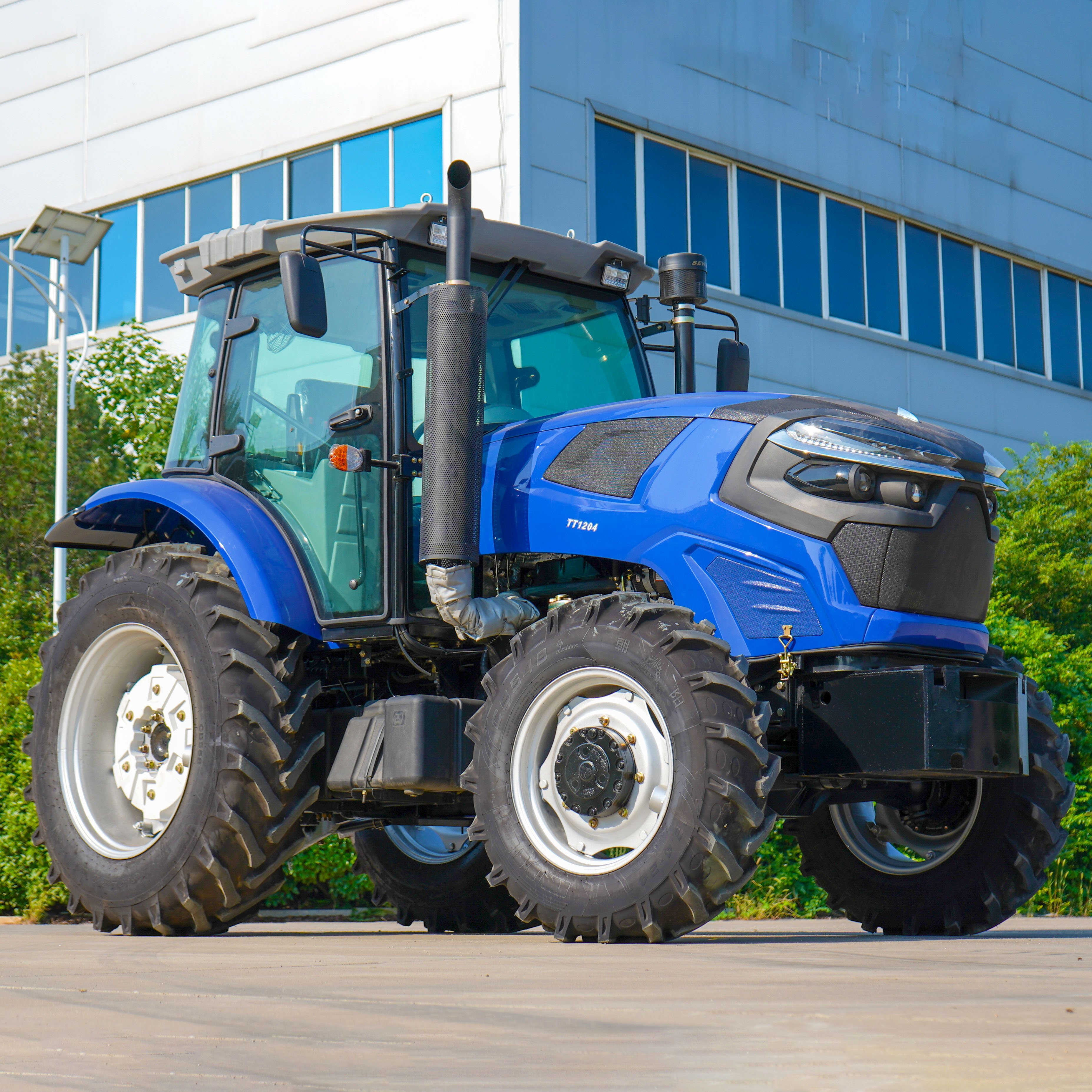 China Manufacturer of Agricultural Machinery Tractor 120HP China Manufacturer Cheap Farm Tractor