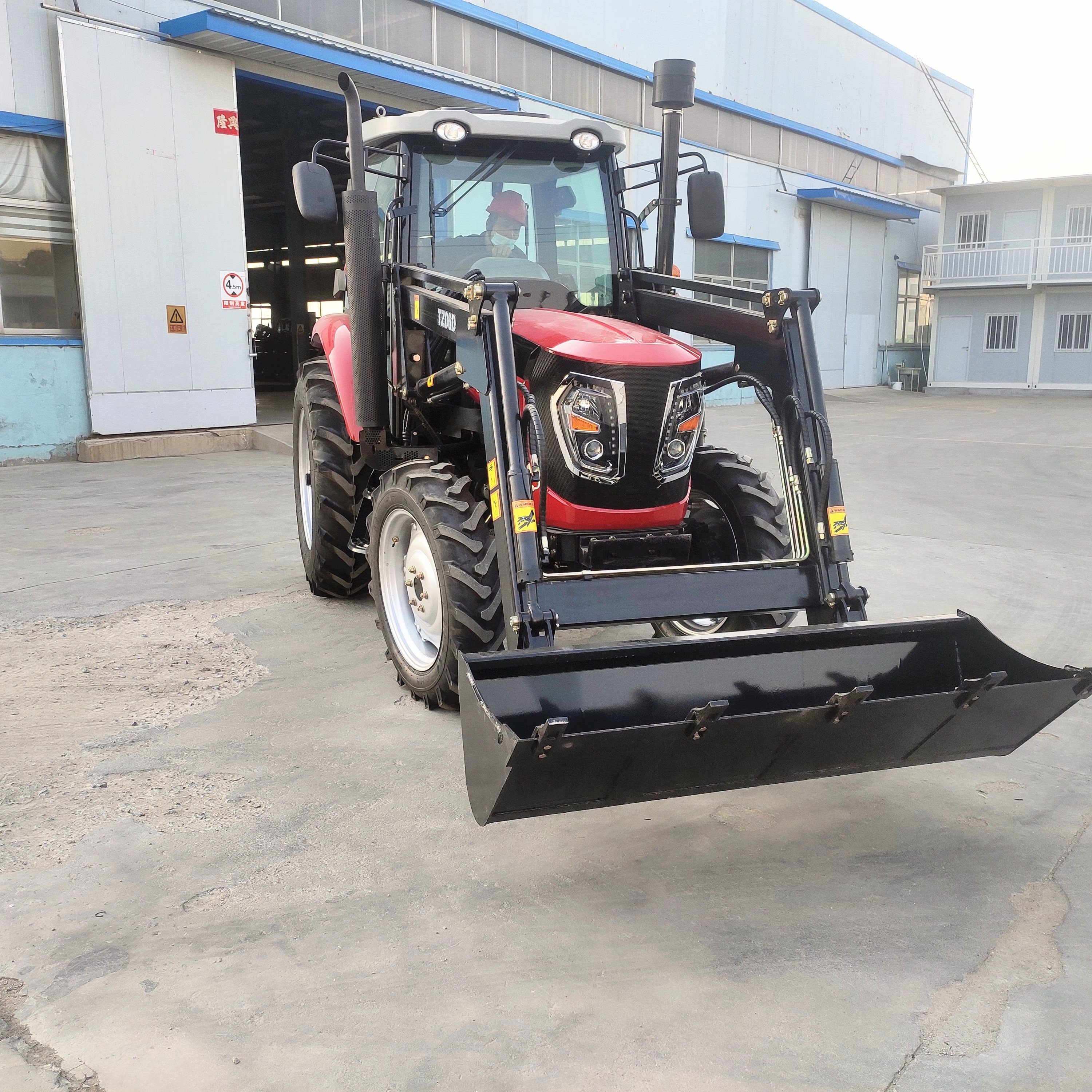 Cheap Prices Agricultural Farm Wheel Tractors Prices 70HP 80HP 90HP 100HP 110HP 4WD Chinese Gearbox Hydraulic Steering