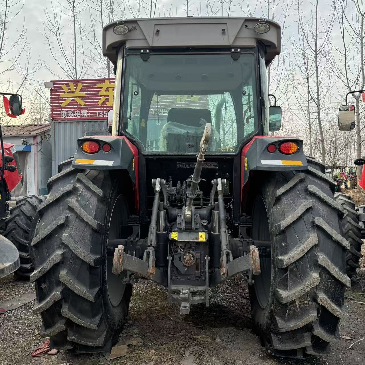 Massey Ferguson Tractor 100hp 110hp 120hp 130hp 4wd Brand New Farm Tractor