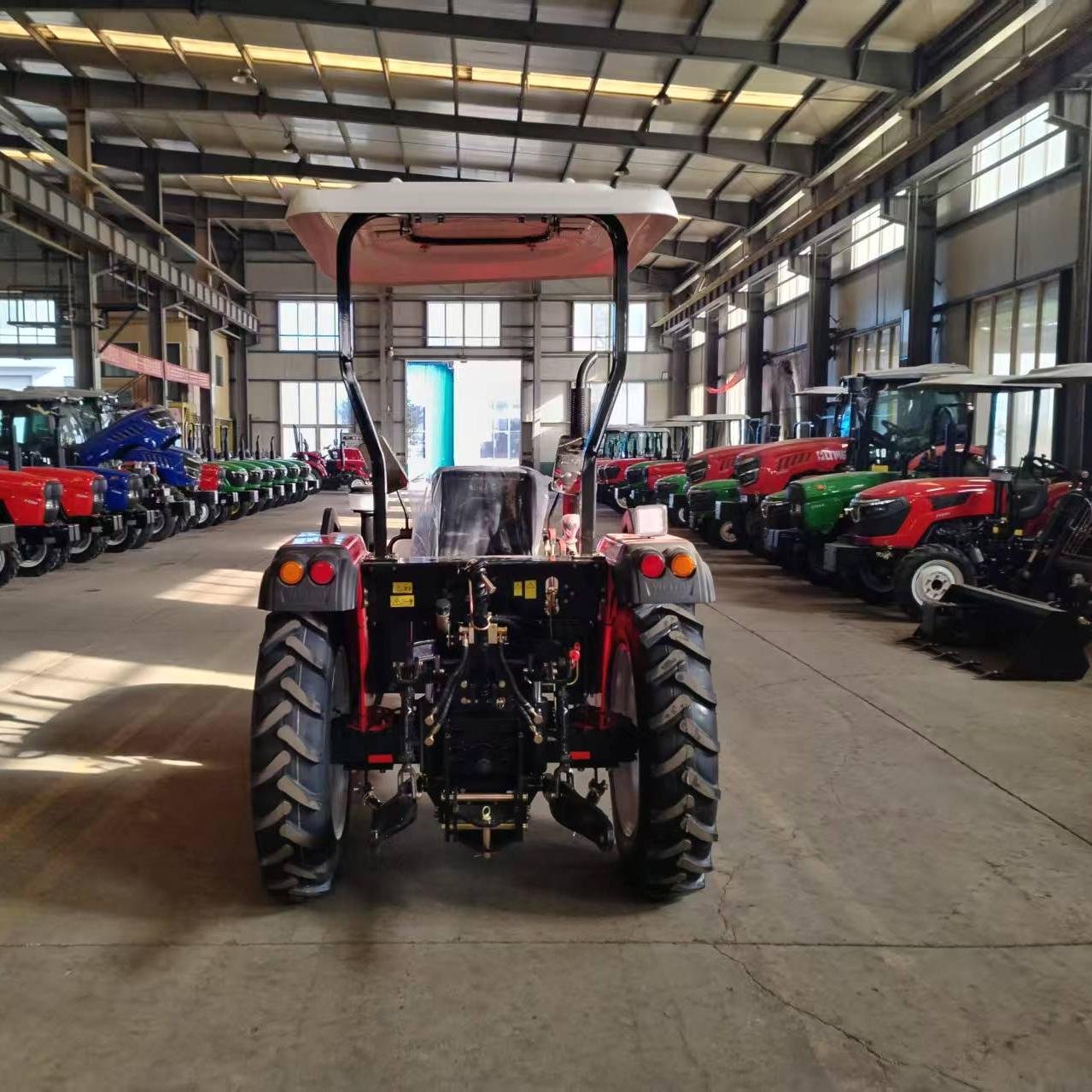 Kubota 4WD Multifunctional Wheel Tractor Spare Parts Including Core Components Engine
