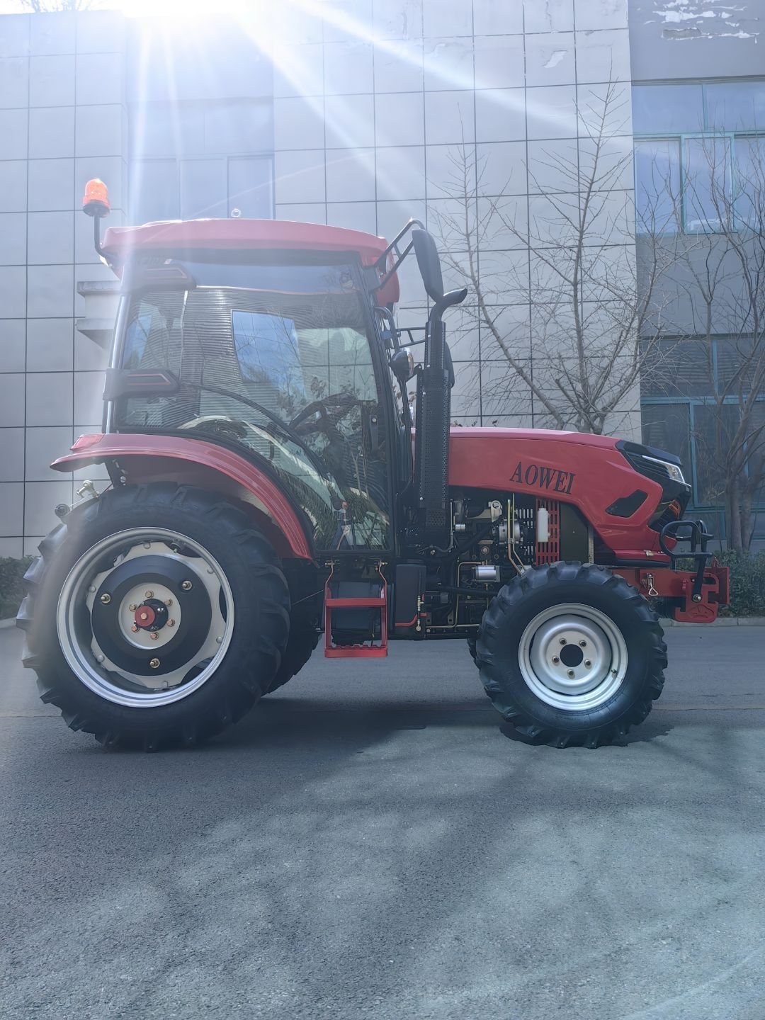 CE & COC Approved Best Price Agricultural Farming Mini 4x4 Tractor 40HP-60HP Range Featuring Essential Engine Gearbox Components
