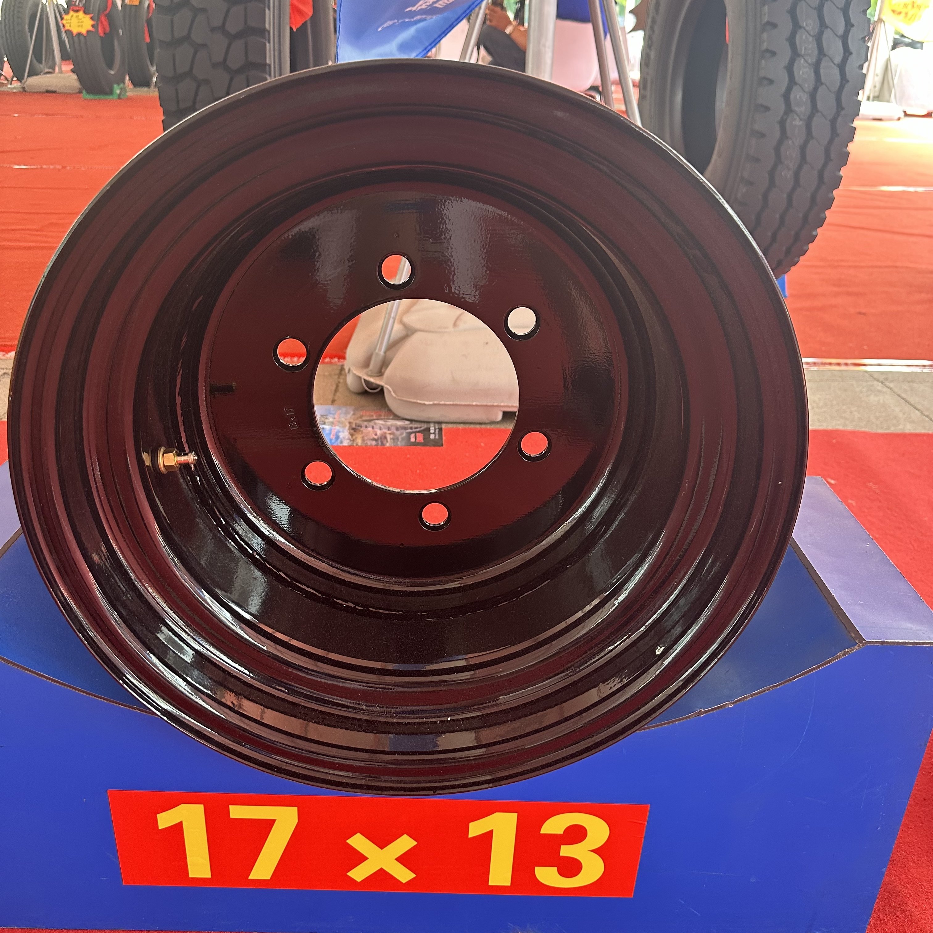 Rims Manufacturer 13x17 Inch Agricultural Tractor Steel Rims for 15.0/55-17 Tires