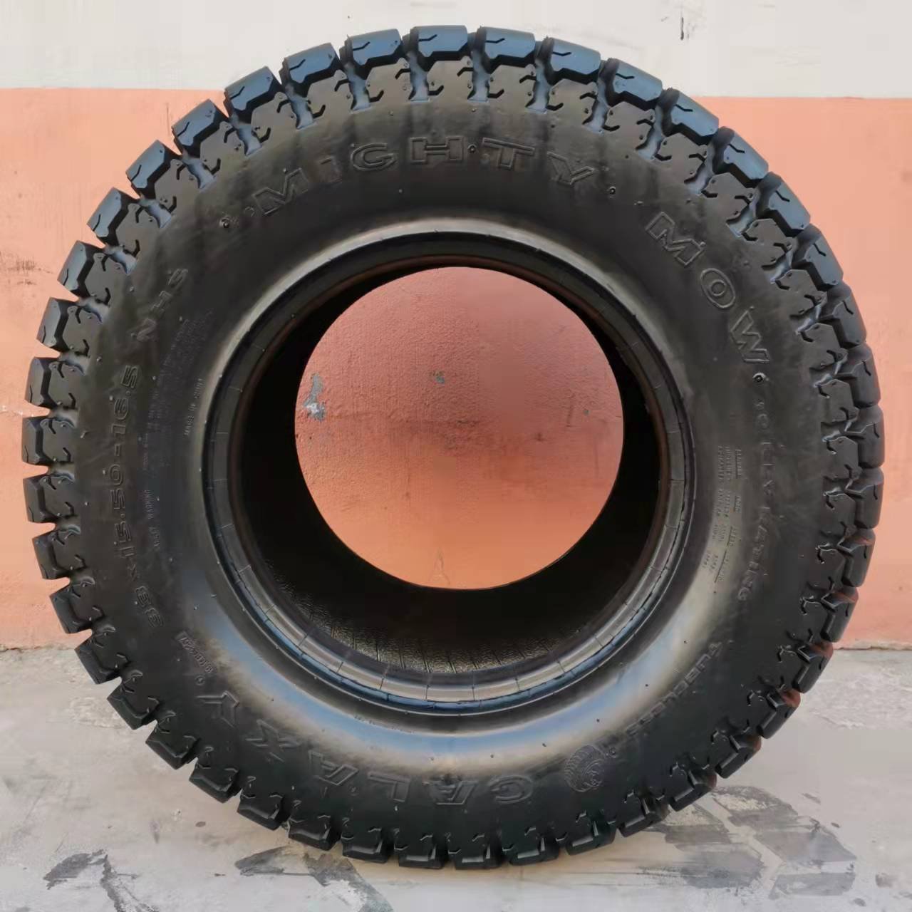 Lawn Car Tire 33x15.5-16.5 33x15.50-16.5 27x 10.5 29x 12.5-15 Straw Strapping Machine Tire 31x 15.50 15.5-15