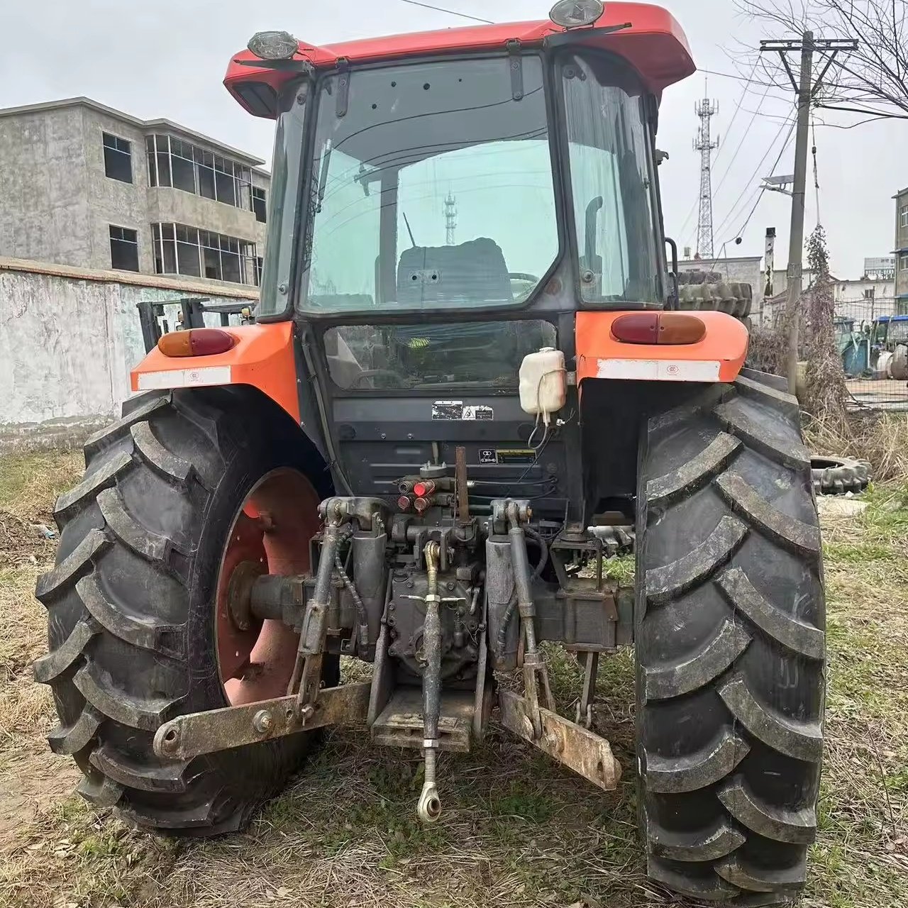 Used Tractors Kubota M9540 95HP 4WD Wheel Farm Orchard Compact Tractor Japan Agricultural Machinery Spare Parts