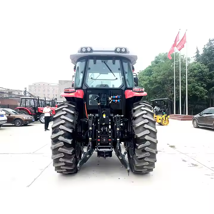 Factory Supply New Agricultural/Farm Tractor 180HP