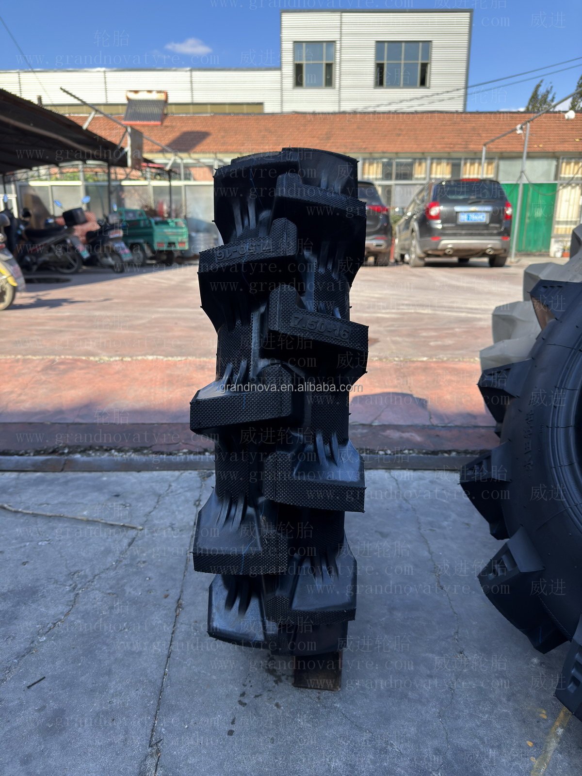 Agricultural Tractor Front Guide Tire 6.00-12 7.50-16 9.00-16farm Tractor Oriented Tyres