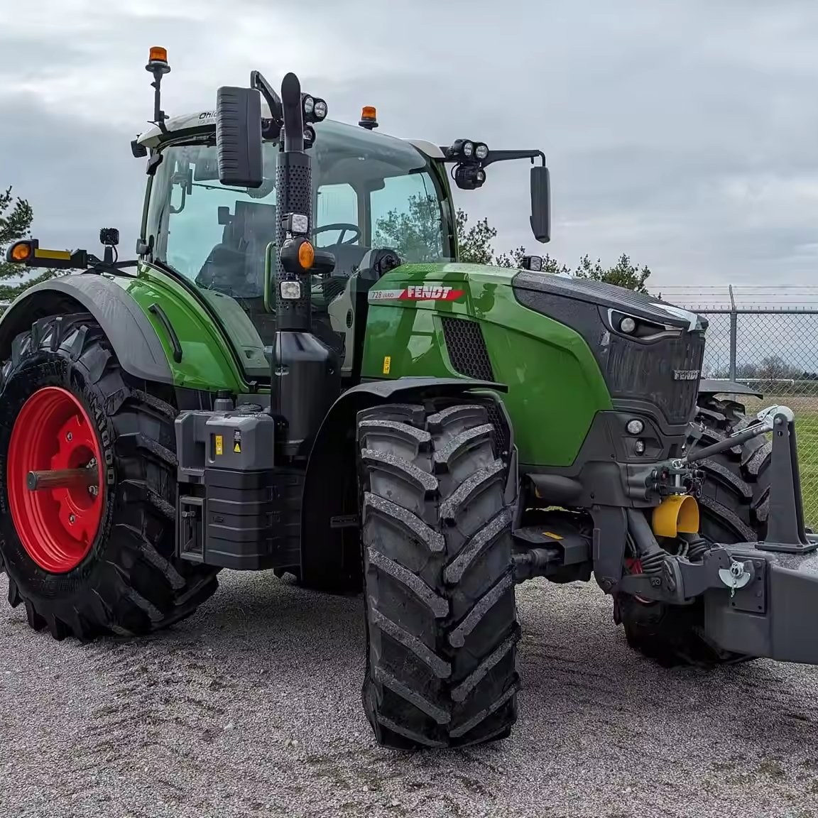 EXCELLENT Supply of FENDT TRACTOR Fendt 313 Cheap Agriculture Farm Tractor Fast and Reliable Shipping