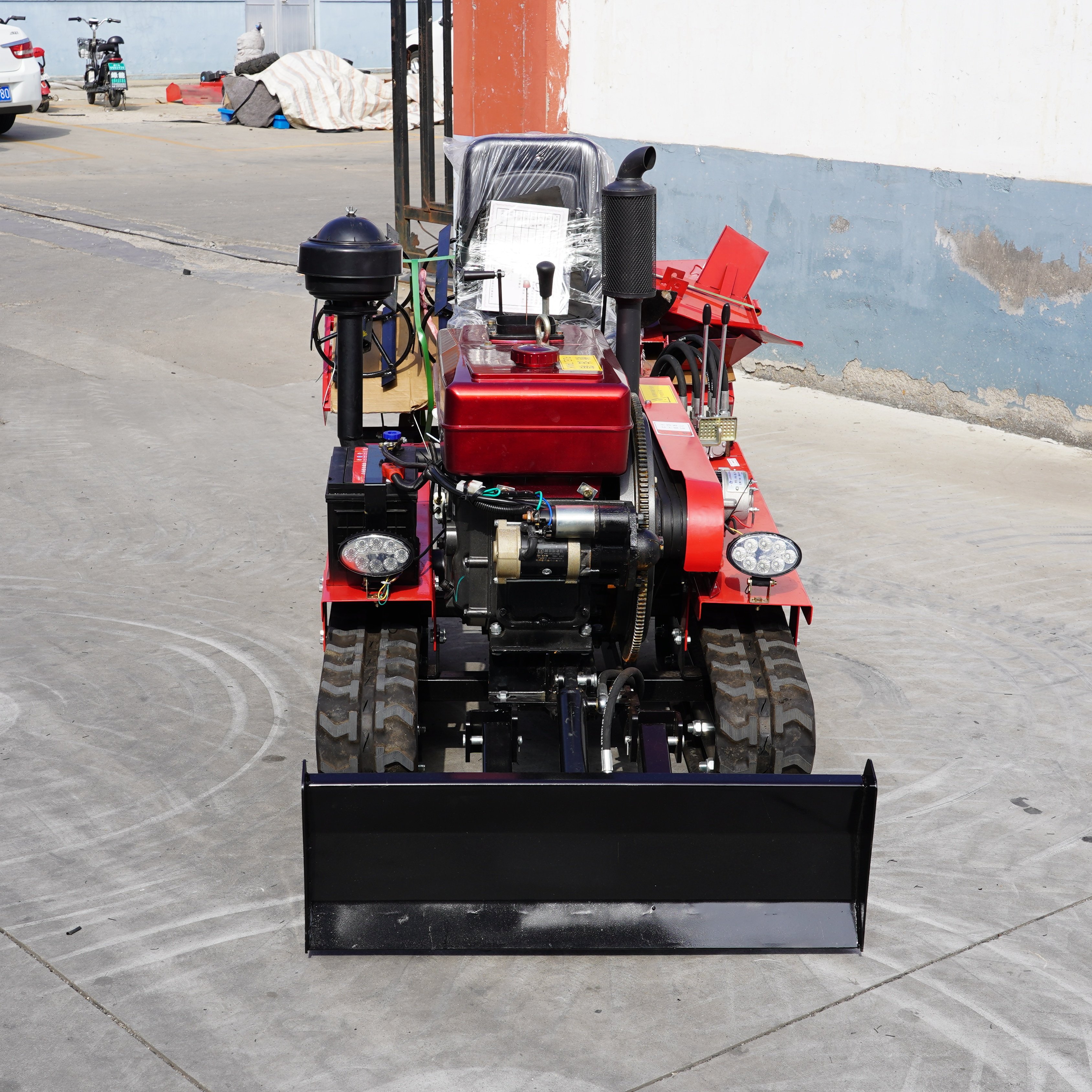 Free Shipping Agricultural Crawler Tractor Factory Price Wholesale Crawler Tractor for Sale for Farm Made in China