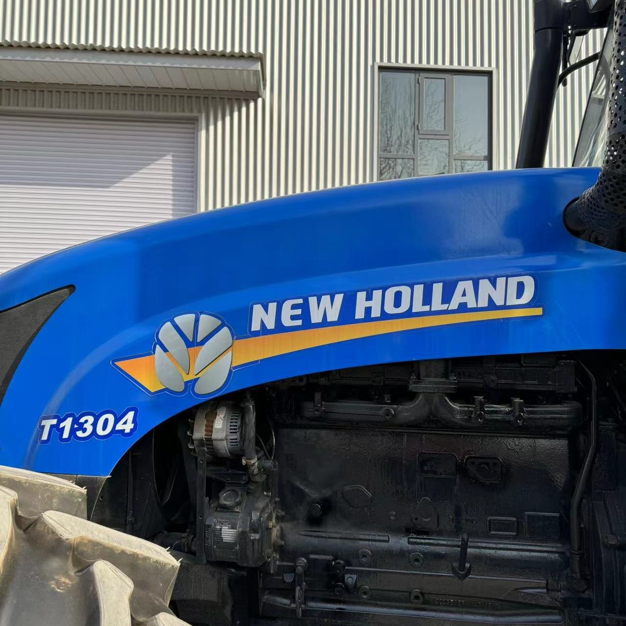 Original Farming Tractor Fairly Used NHolland Farm With Front Loader 130hp 4x4 Tractor in Stock Now