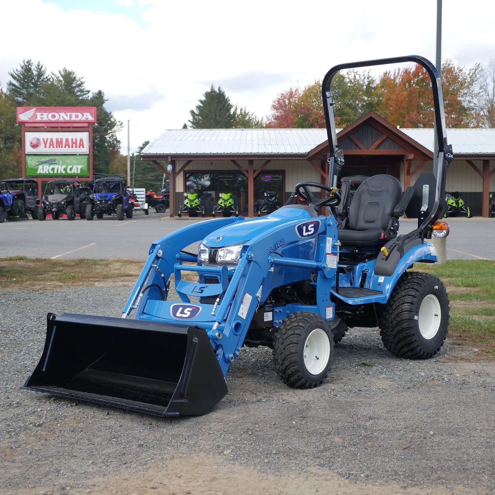 Fast Delivery 4wd 4x4 30hp 50hp 80hp 120hp LS Mini Tractor Agriculture Farm Machinery Cheap Farm Tractor for Sale