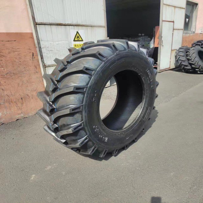 23.1-26 16.9-24 16.9-28 16.9 -3 0 Used for Agriculture Tractor Tires