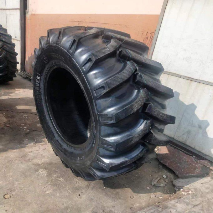 23.1-26 16.9-24 16.9-28 16.9 -3 0 Used for Agriculture Tractor Tires