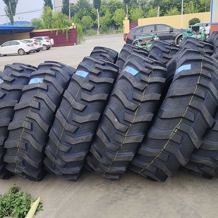 Marcher 16.9-24 16.9-28 17.5L-24 19.5L-24 R-4 Backhoe Tires
