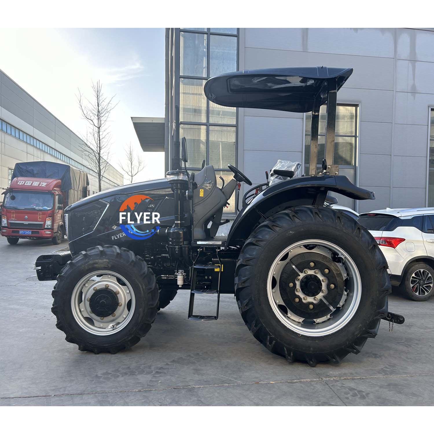Chinese Brand Tractor Best Price 4x4 Big Walking Tractors 130hp Farm Tractor for Agricultural Activity