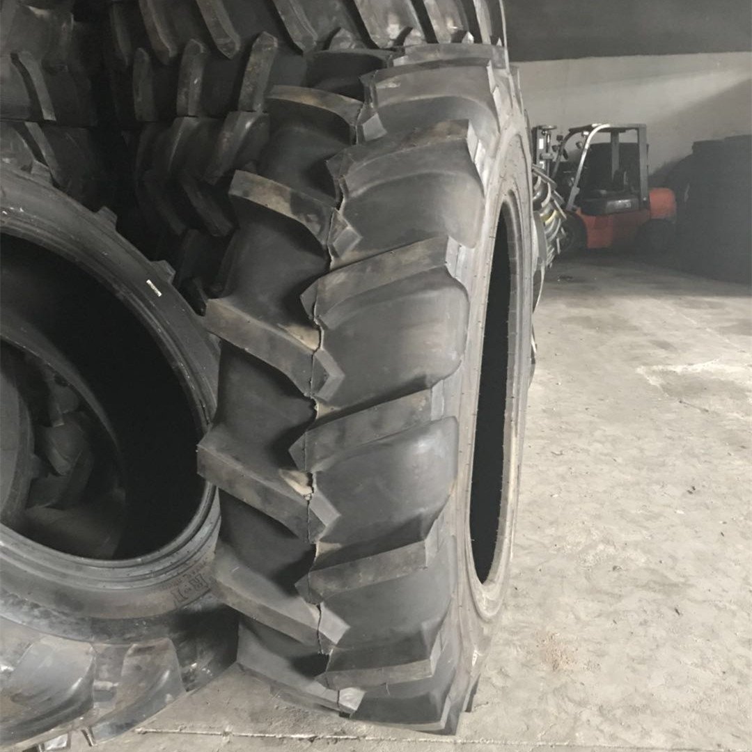 Spot Goods R1 Tractor Tires 18.4-26 18.4-30 18.4-34 18.4-38 Tyres High Quality and Low Price