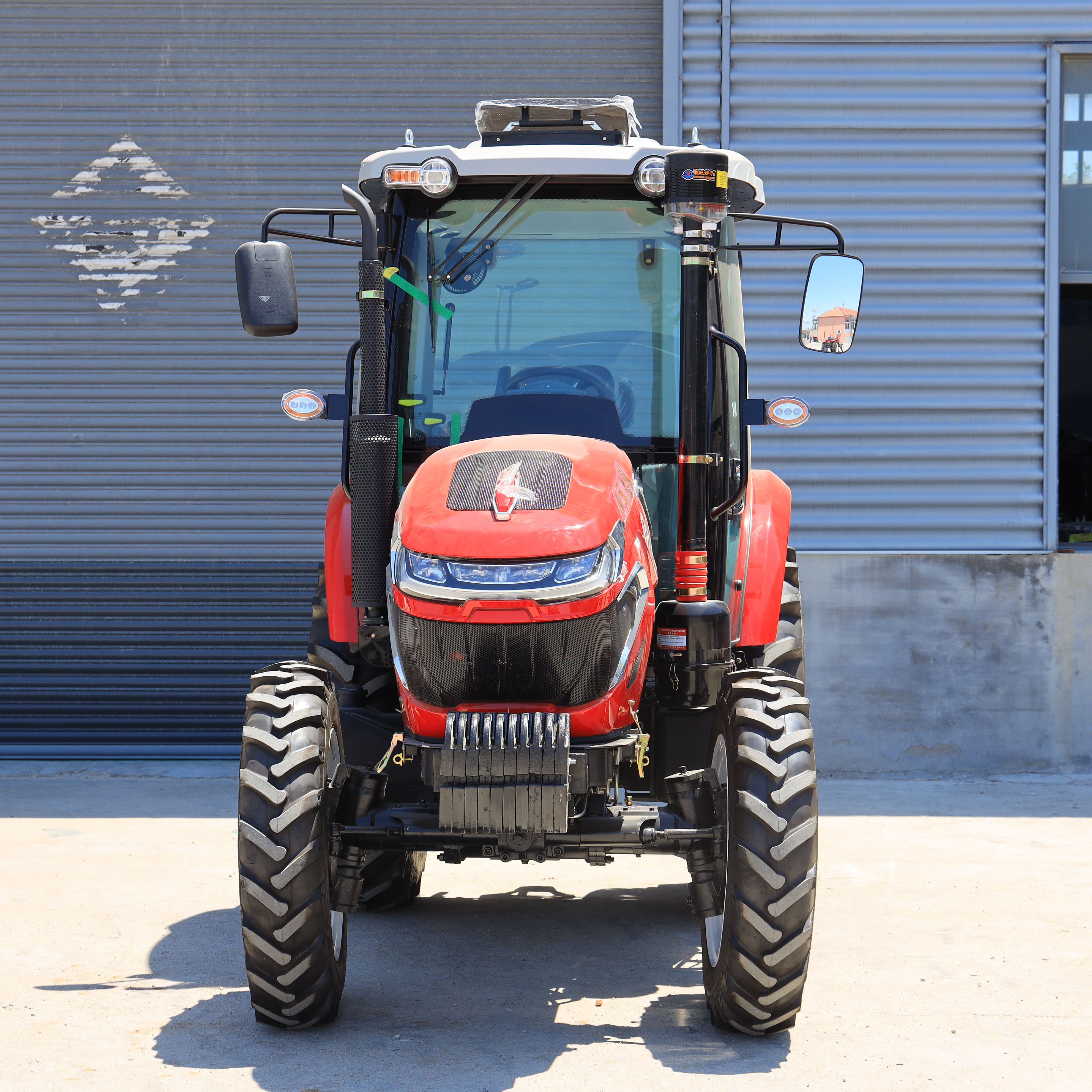 Agricultural Machinery Tractor 4wd 120HP 50HP 60HP 80HP 90HP 100HP Land Universal PTO Farm Tractors with Front End Bucket