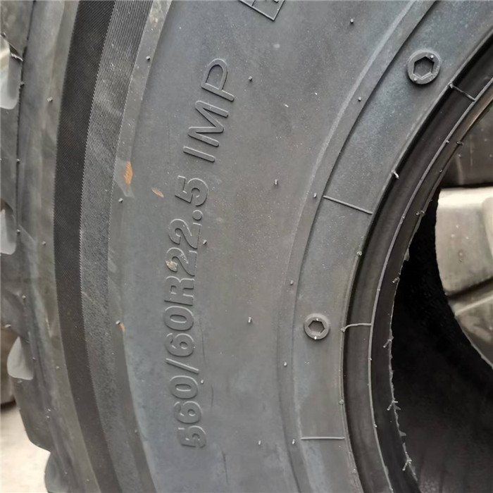 Supply of Radial Implement 560/60R22.5 Agricultural Tire