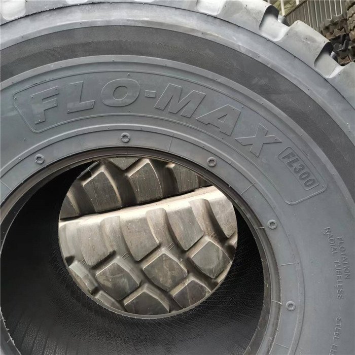 Supply of Radial Implement 560/60R22.5 Agricultural Tire