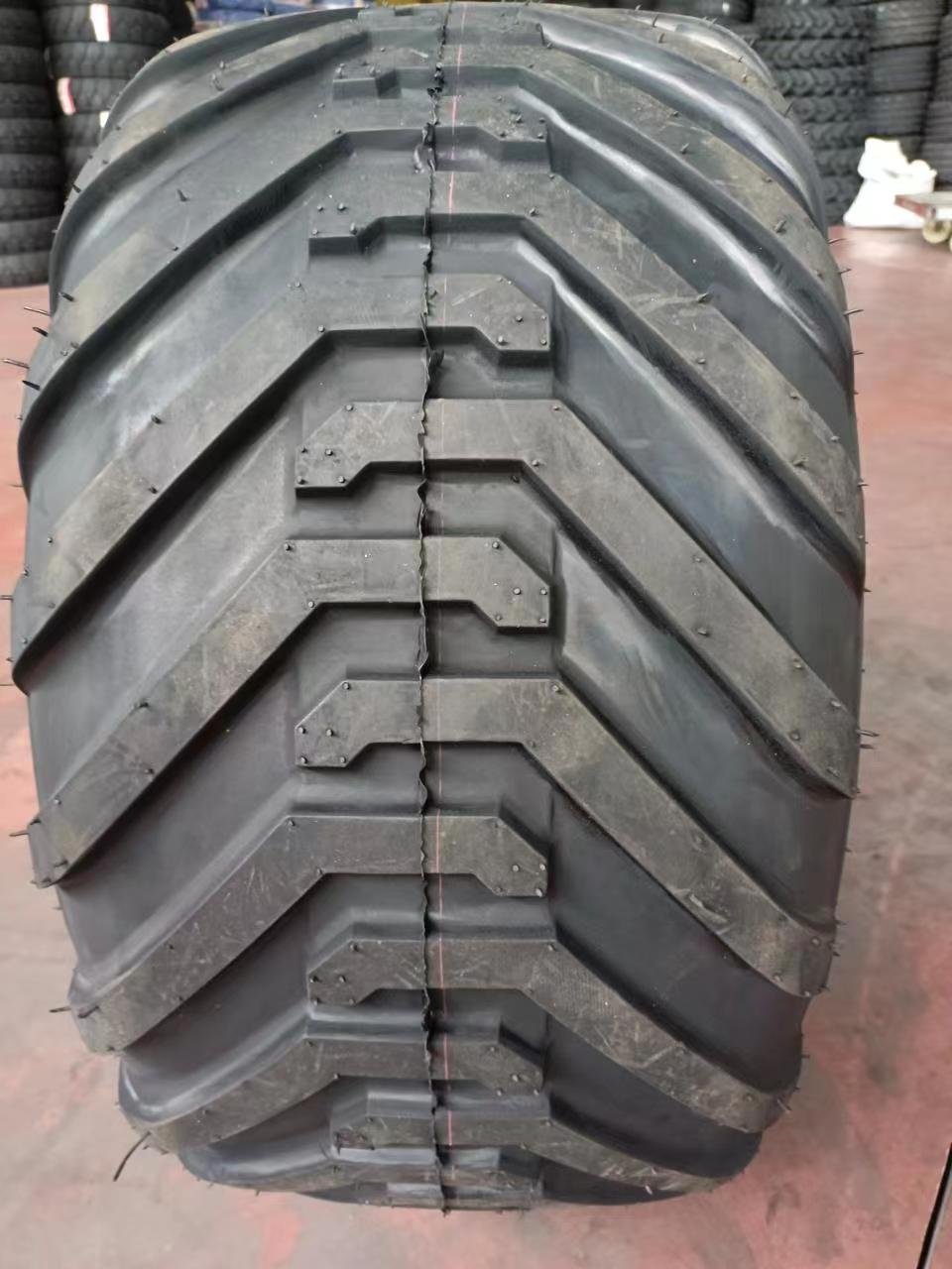 Flotation Agriculture Tyre 400/60-15.5 500/45-22.5 Implement Tyre for Farm and Forest Tractor