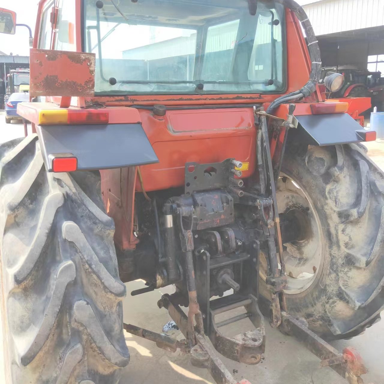 Used Farm Tractor Holland 110-90 Fiat 4 Wheel Compact Orchard Farm Tractor Agricola Agricultural Equipment Two Wheel Tractor
