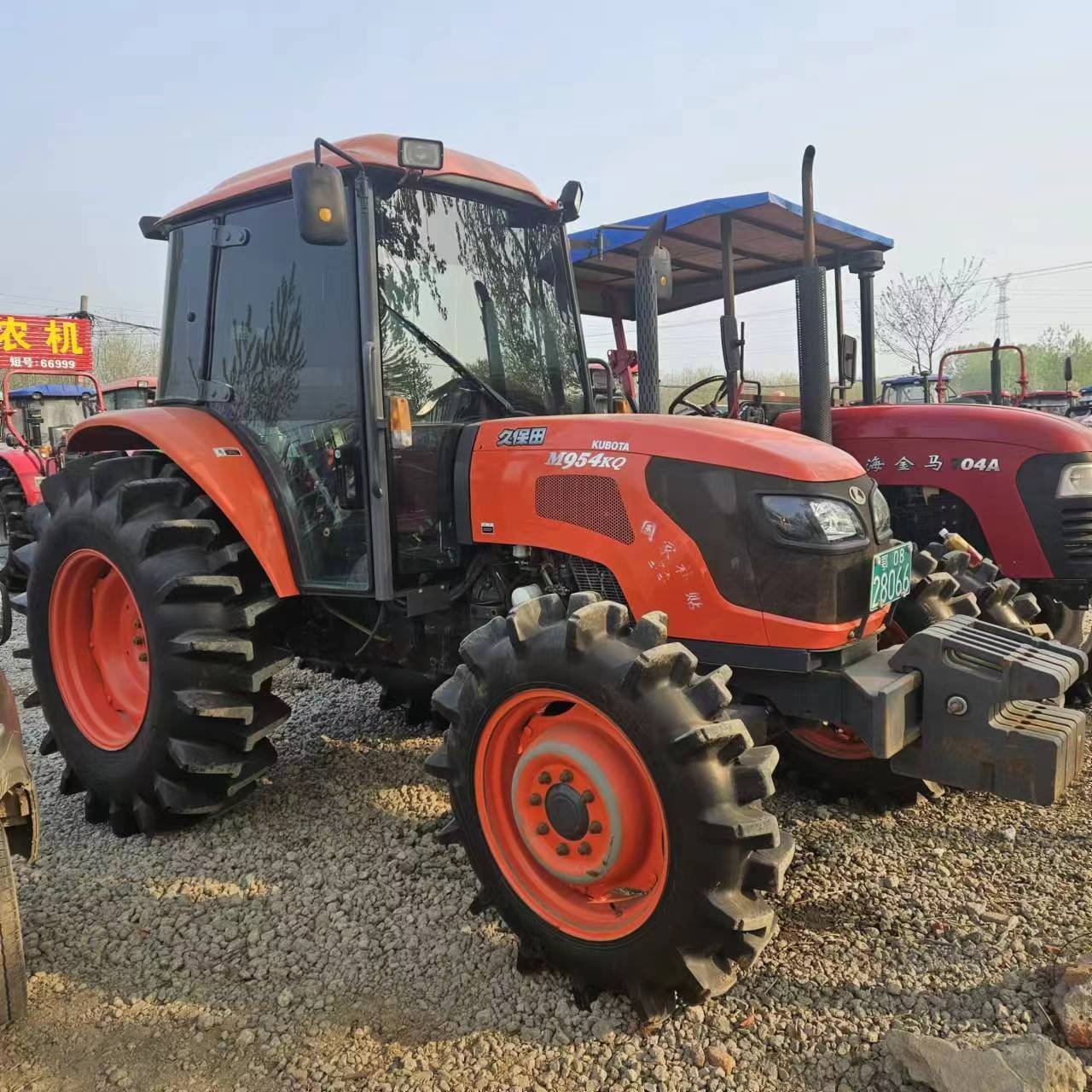 Hot Sales Cheap Used Kubota M954KQ 95HP Multifunction Agriculture Tractor for Sell