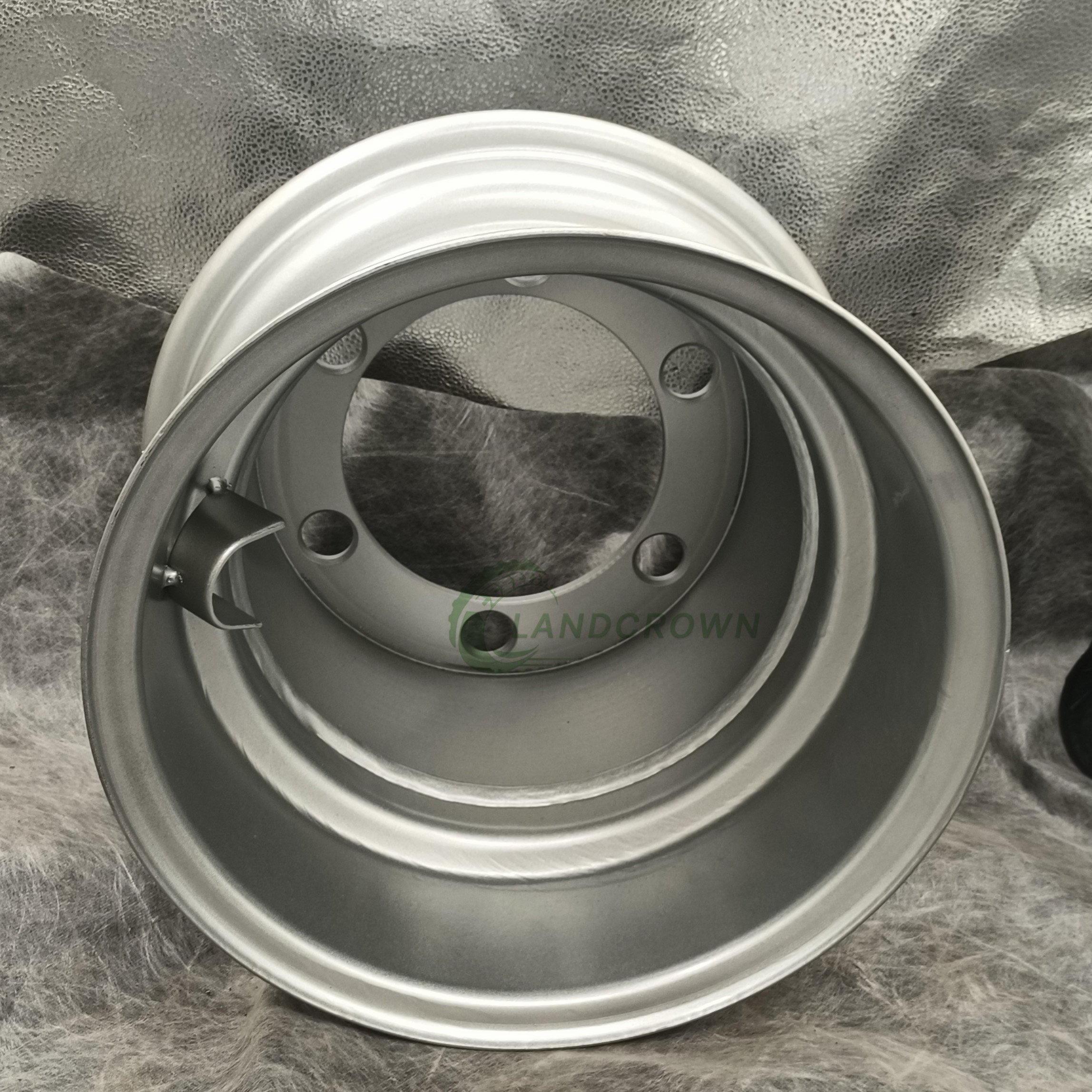 15.3 Inch Harvester Wheel Rim 9.00x15.3 15.3x9.00 9x15.3 Agricultural Tractor Wheel Rim for Agricultural Tire 12.0/75-15.3