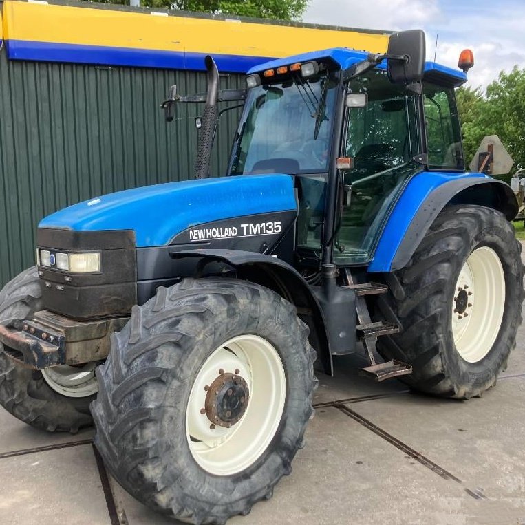 New a Holland Tractor TM130 Farm Tractor with Cabin