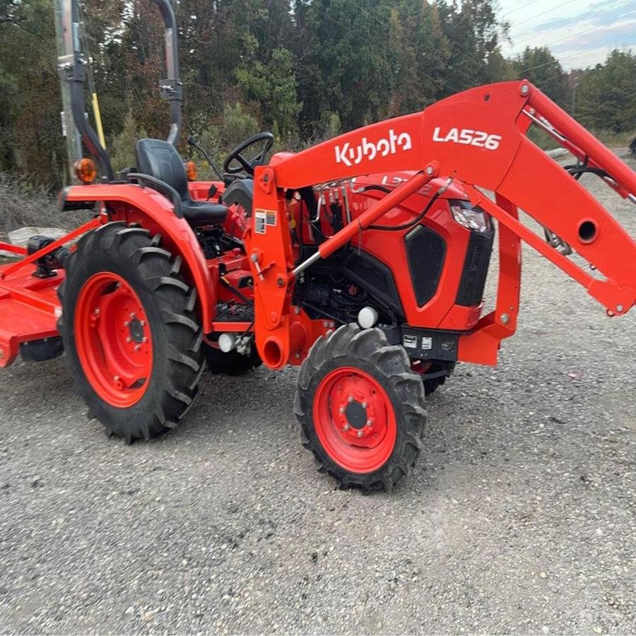 Wholesale KUBOTA LA526 Agricultural Tractor Four-Wheel Drive 4x4 Diesel Engine Power 51.5KW Fast Delivery Available for Sale