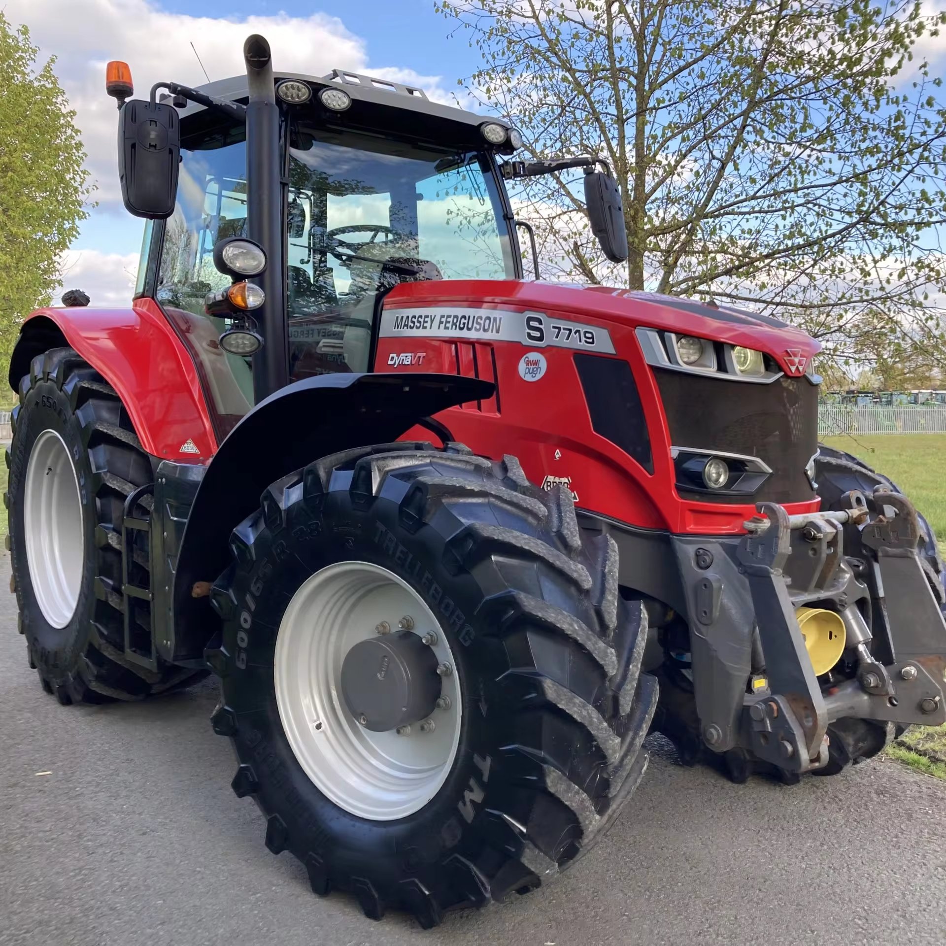 Used Massey Ferguson 7719S Walking Wheel Tractor 25-120 HP Rated Power for Farms