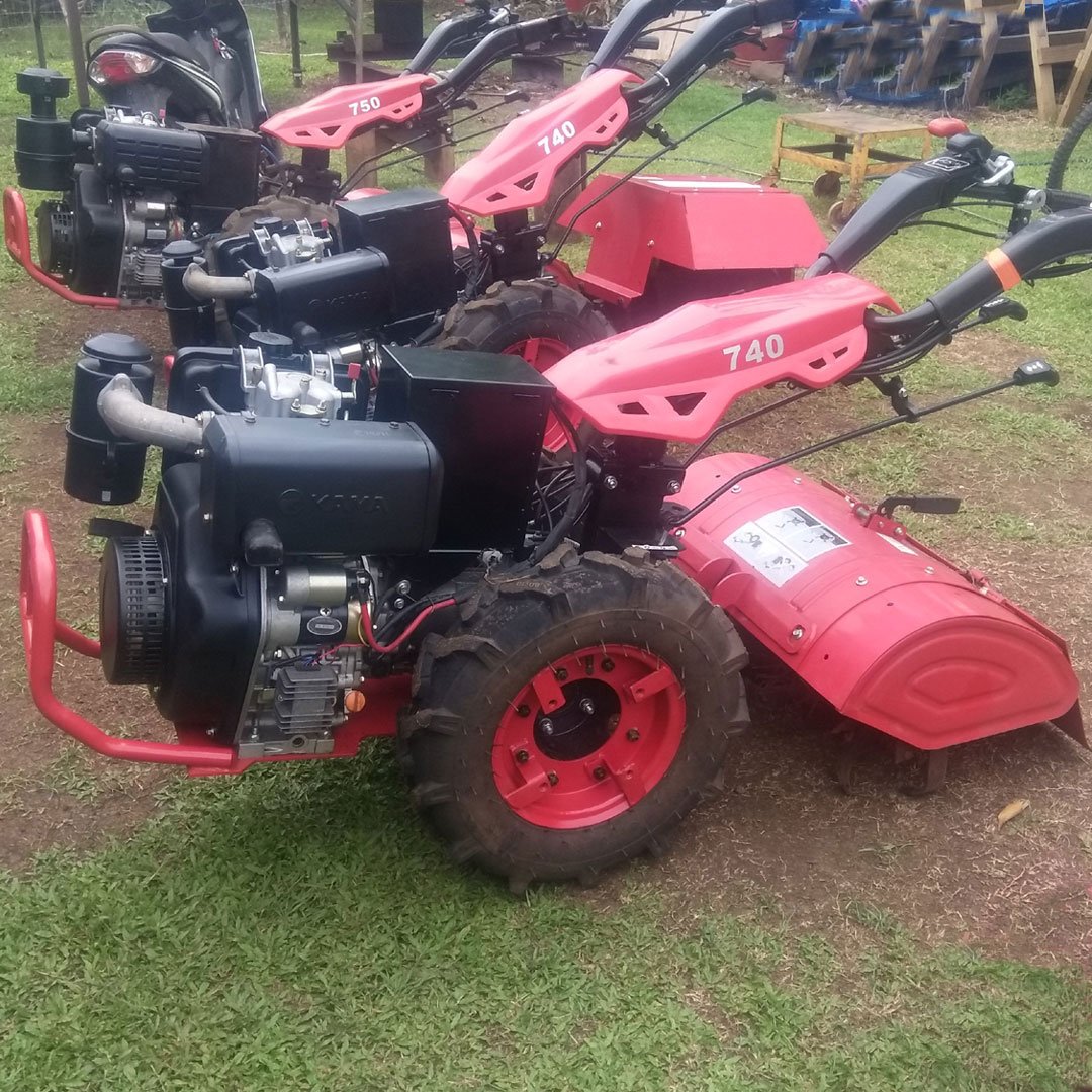 Multi-task Two Wheel Walking Tractor Two Wheel Tractor CE Approved for Agriculture and Gardening Etc.