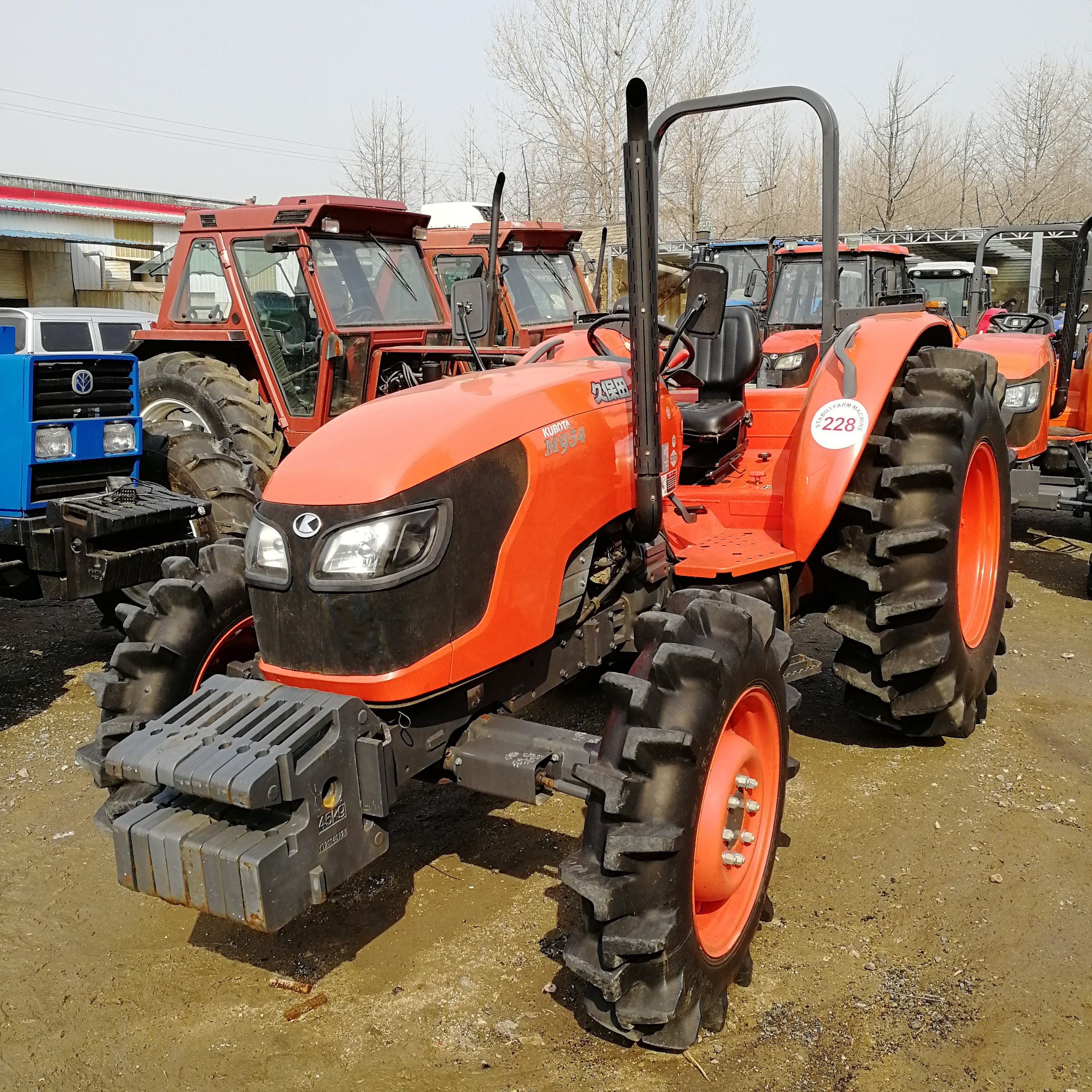 Agricultural Machinery Used Japan Tractor Kubota M9540 95hp 4X4WD Farm Equipment Front Shovel Loader Japan Kubota Tractor