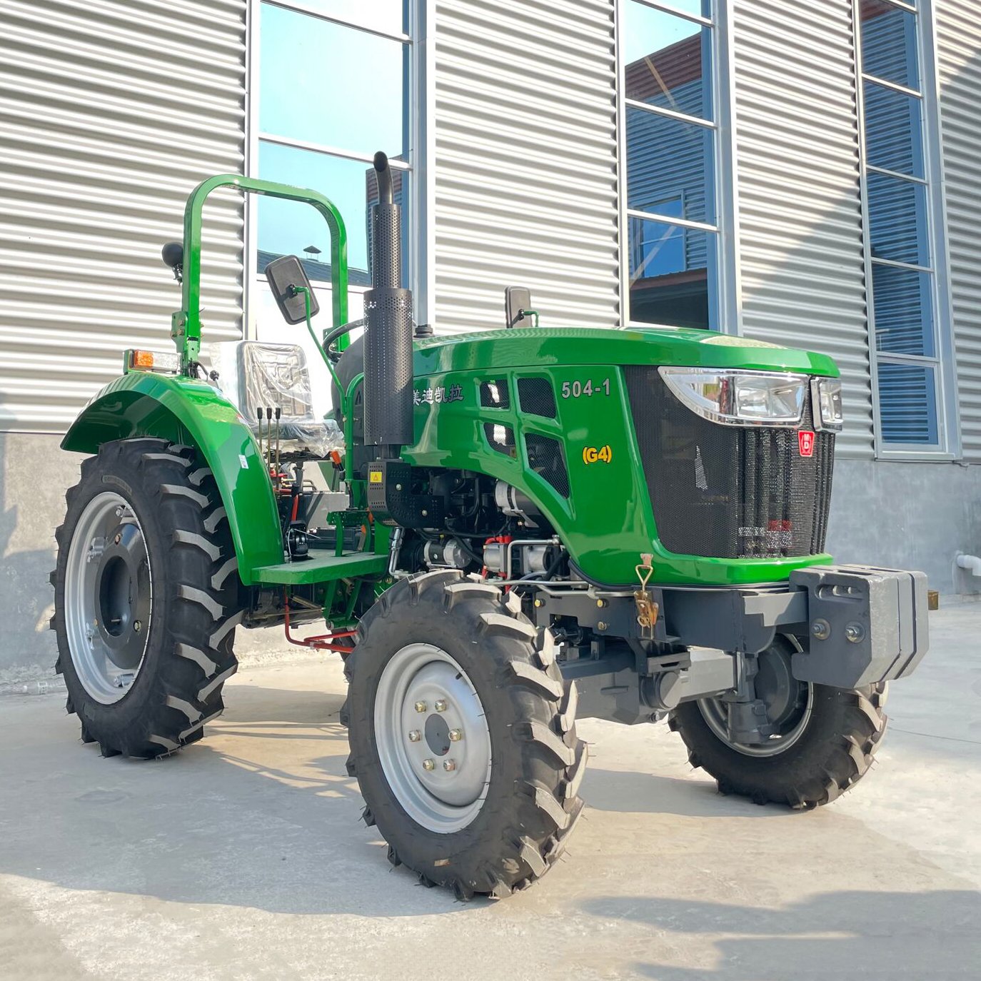 Cheap Multifunctional Farming 4wd Small Tractors for Agriculture With Optional Attachments