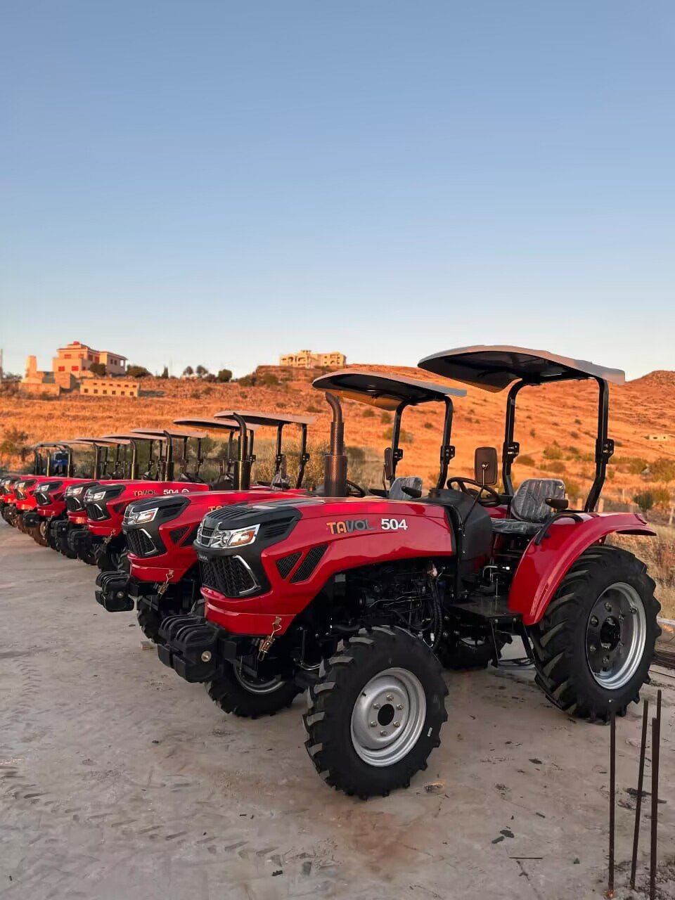 Agriculture Small 4wd Tractor Agricultura 4x4 Compact Farming Tractors 25 Hp 30Hp 45Hp 50Hp Mini Farm Tractor