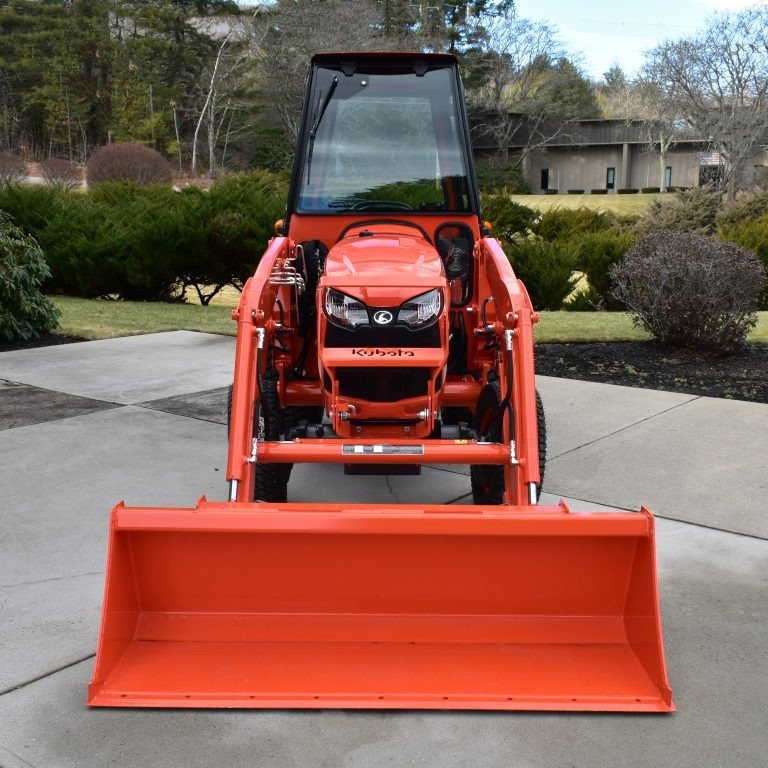 Massey Ferguson 4WD Mini Crawler Tractor 100hp Precision-Crafted Agriculture Used Kubota Diesel Engine Multifunctional Key Pump