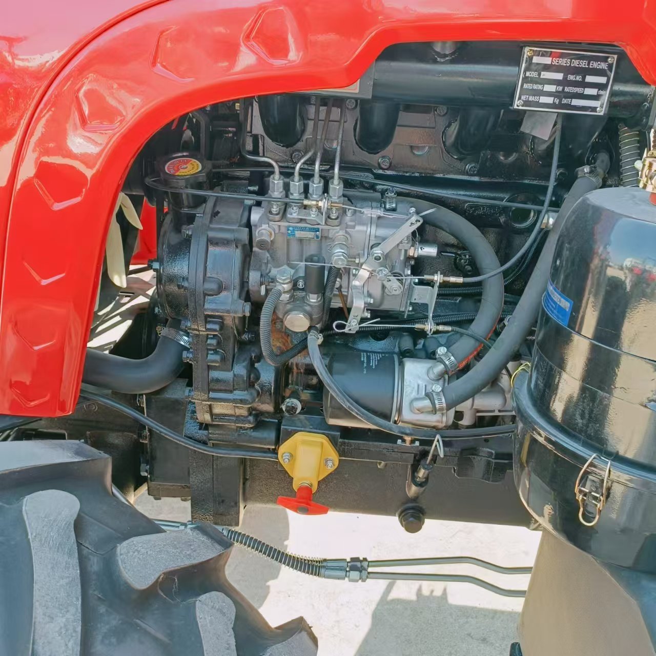 Free Shipping Tractors for Agriculture 30 to 180 Hp Tractor 4wd 4x4 for Sale Compact Tractors Prices