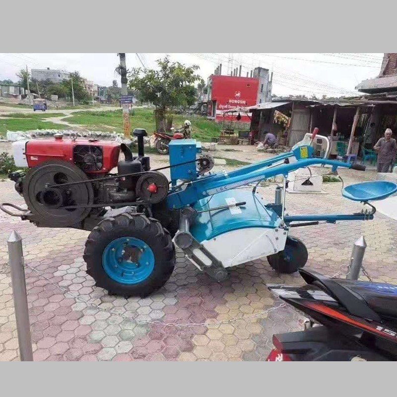 15/18/20hp Df151 Chassis Walking Tractor with Rotary Tiller and Cage Wheel for Paddy Field