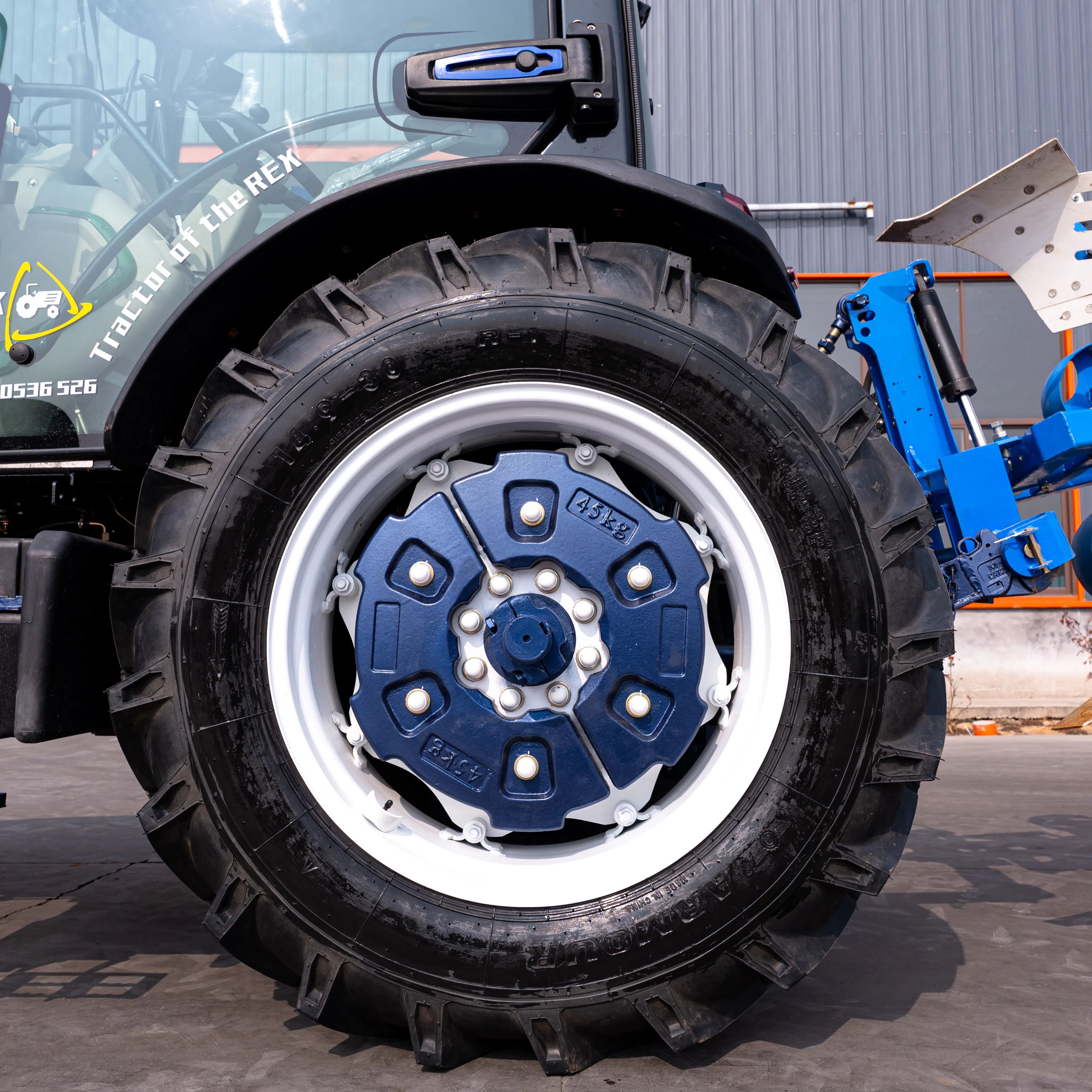 Manufacturer Supply 100HP 4WD Engine Wheel Small Garden Tractor/Agricultural Mini Farm Tractor with Cab
