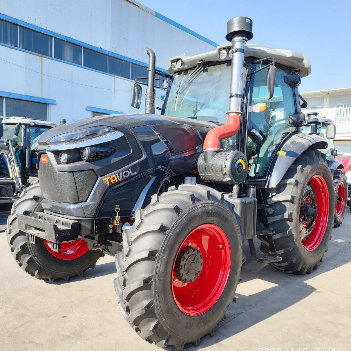 Chinese Factory Supply Cheap Price 150hp 160hp 180hp 4wd Tractor for Agriculture with CE