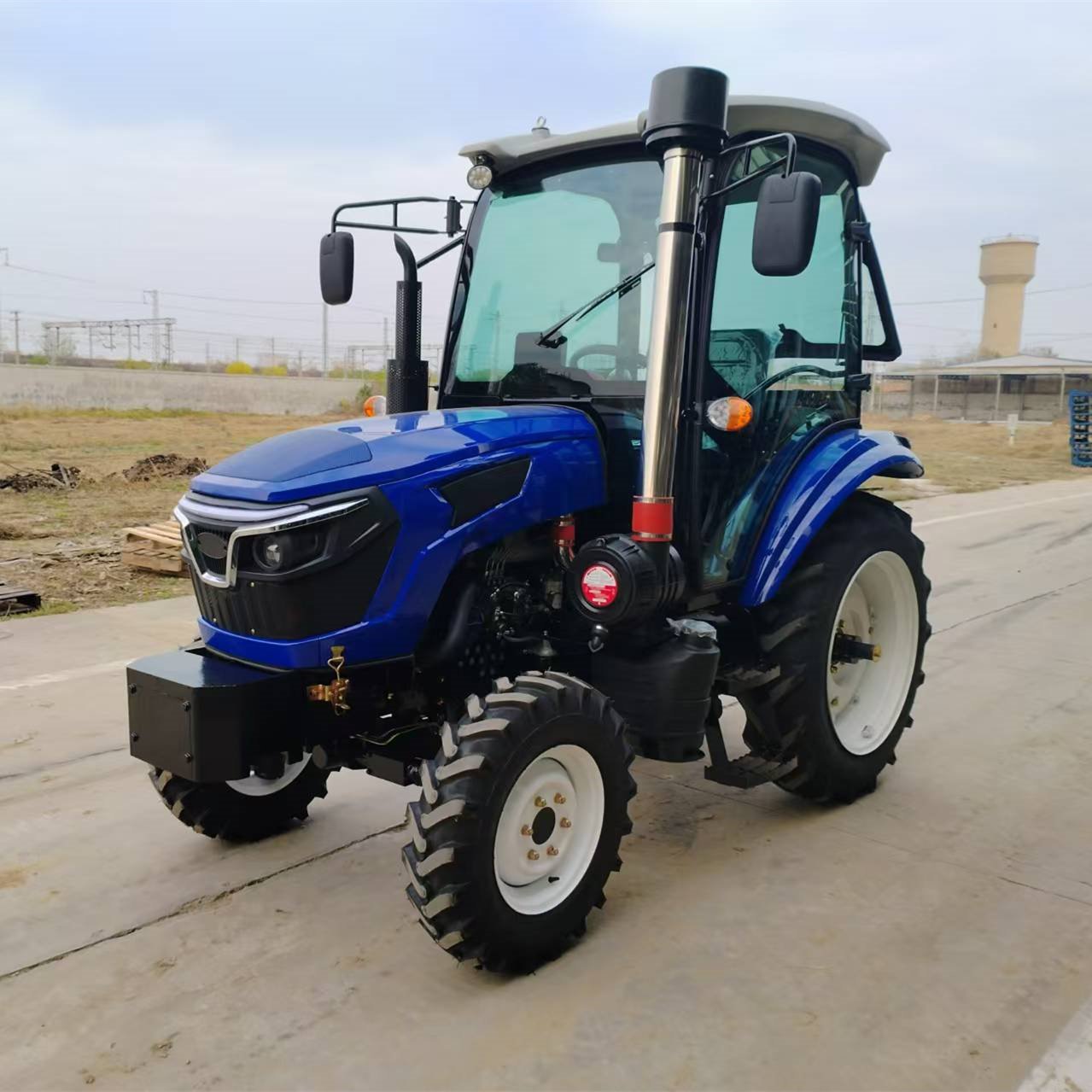 Farm Equipment Diesel Engine 4 Wheel Tractors Agricultural Mini Farm Tractor With Cab