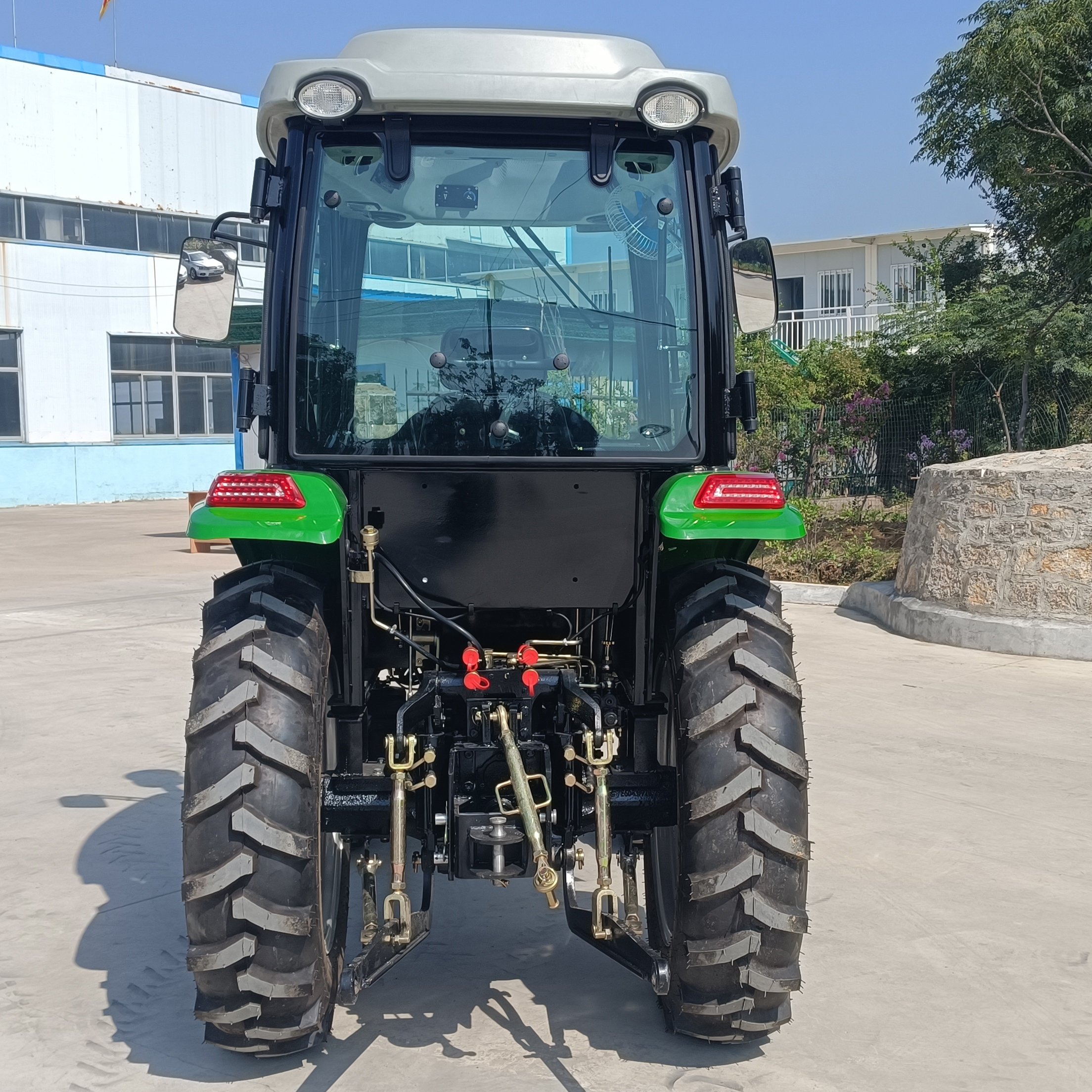 4 Wheel Agricultura Tractor De Granja 70hp Garden Small 4wd Farming Machinery Narrow 4x4 Farm 70hp Tractor