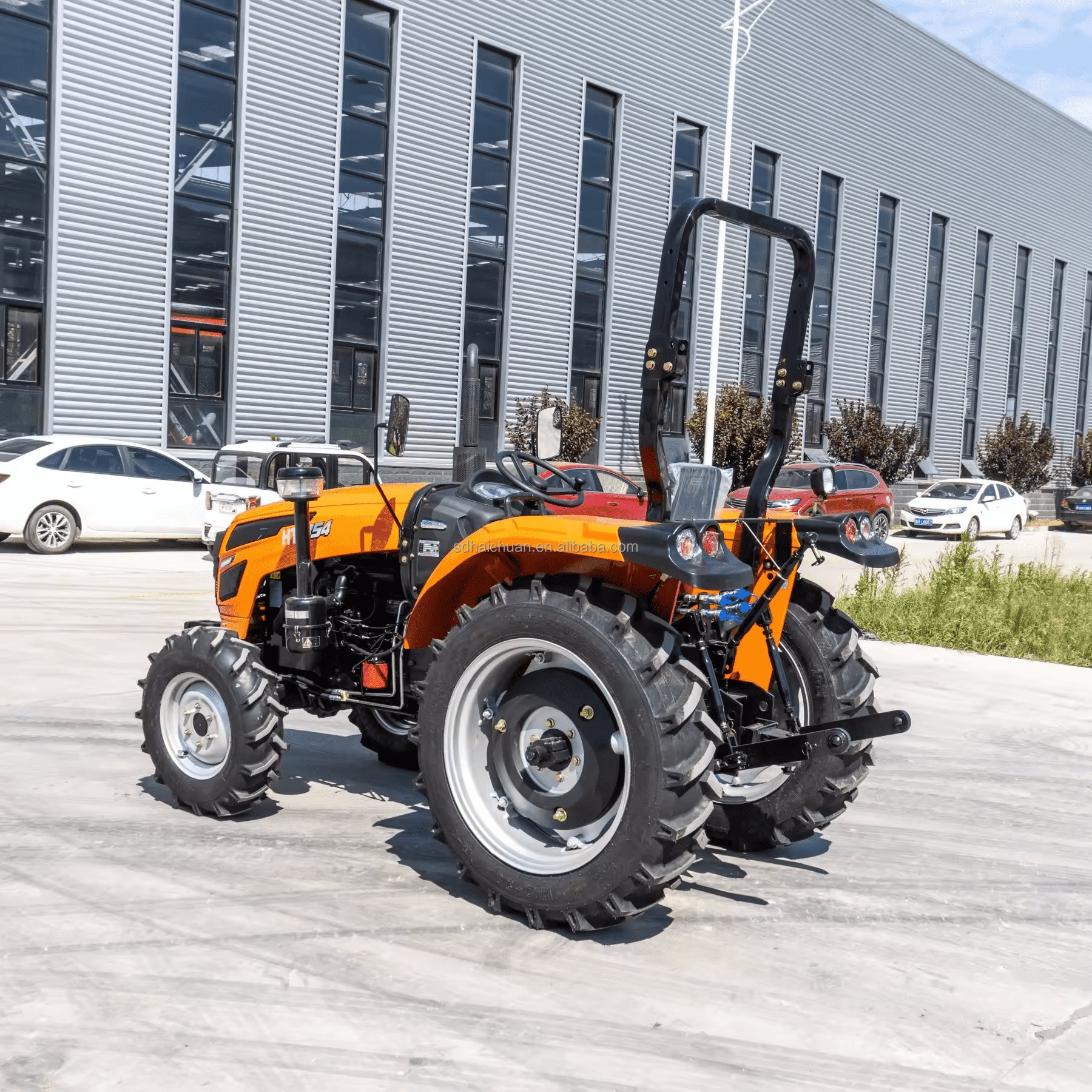 Shandong New Multifunctional 35HP Mini Agricultural Machinery Compact Tractor for Farming Suitable for Great Workmanship