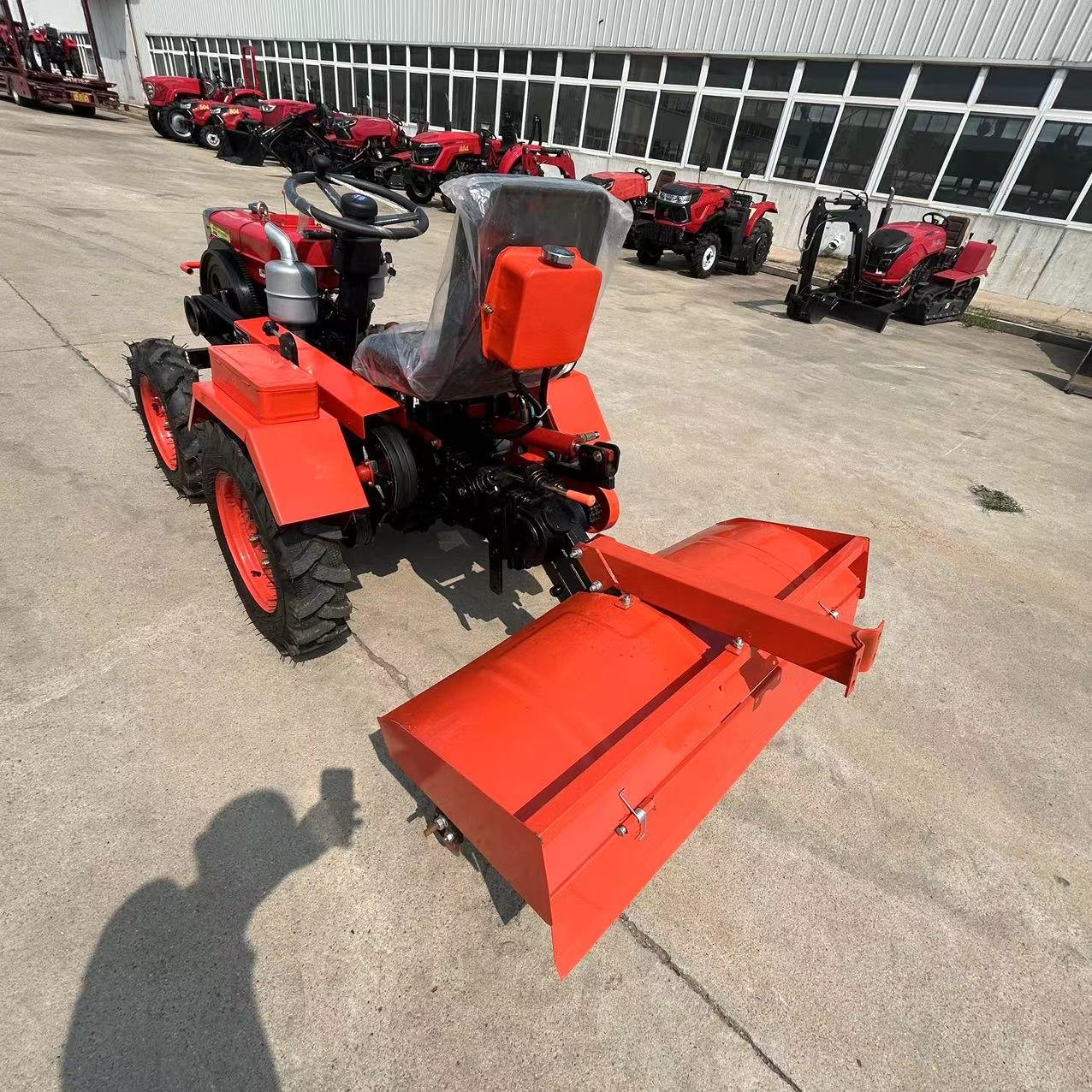 New Wheel Tractor 25hp Farm Works Paddy Field Tractor for Sale
