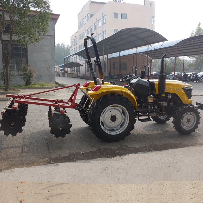 China Hot 4X4 Mini 4WD Compact Tractor 25HP 30HP 40HP 50HP Farm Tractor Price New Small 4 Wheel Drive Tractor With Snow Blower