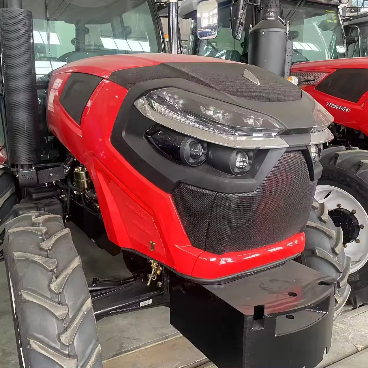 Factory Direct Sale High Quality LOVOL Tractor 120HP with Heavy Chassis Fast Operating Speed