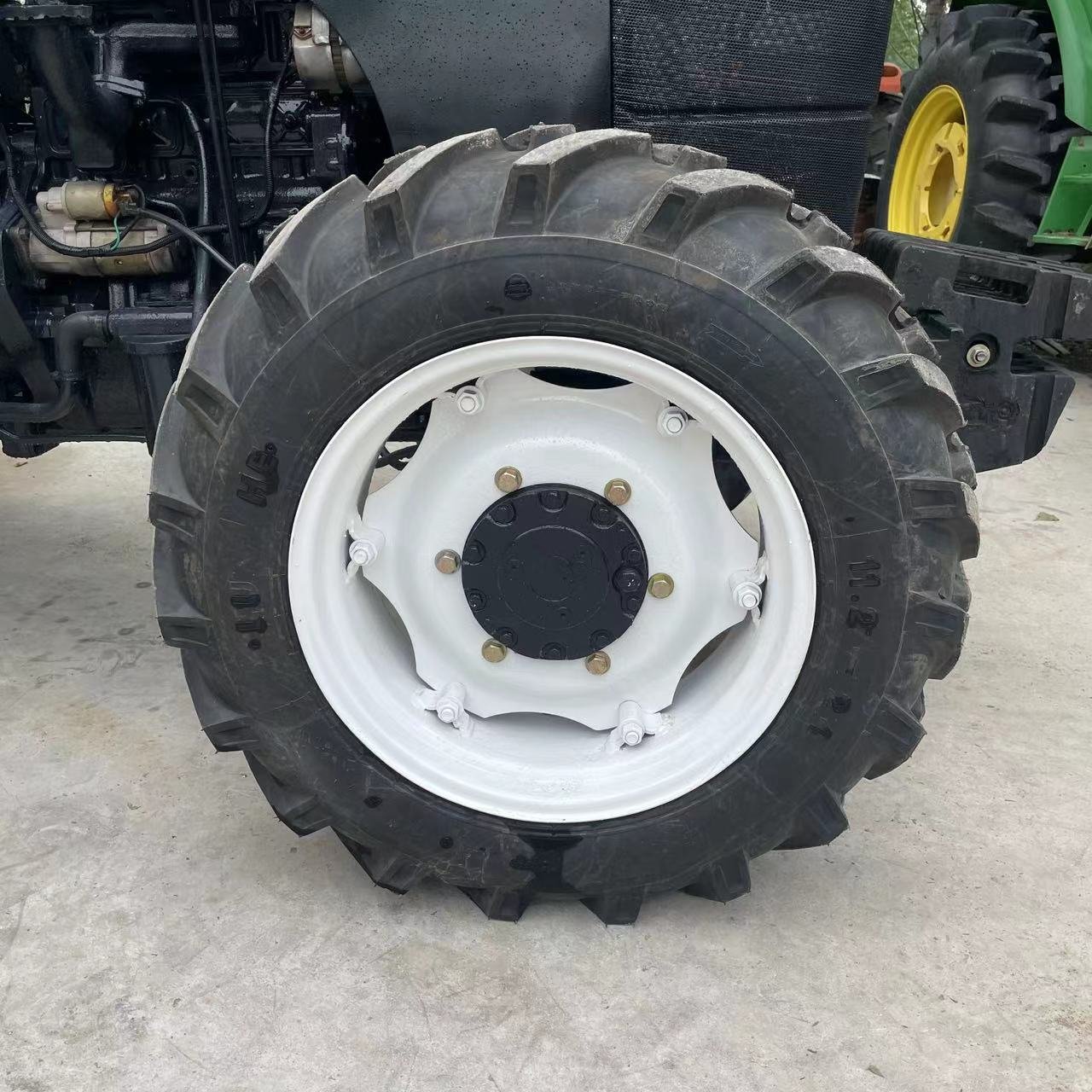 USED SNH754 SNH804 HOLLAND TT75 TRACTOR for SALE